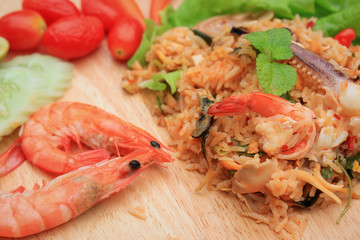 Fried rice with seafood