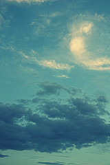 Fototapeta na wymiar Beautiful blue sky with clouds
