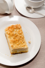 freshly baked crumble cake on a plate