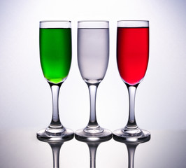 3 cups filled with italian colours