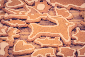 Xmas cookie figures on wood