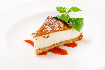 cheesecake with jam