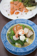 noodles served with pork and shrimp