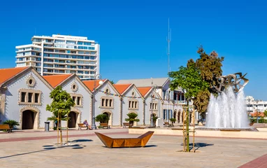 Poster Im Rahmen View of Europe Square in Larnaca - Cyprus © Leonid Andronov