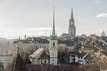 Bern, Altstadt, Stadt, Münster, Kirche, Nydeggkirche, Kirchtürme, Aussicht, Altstadthäuser, Weihnachten, Winter, Schweiz