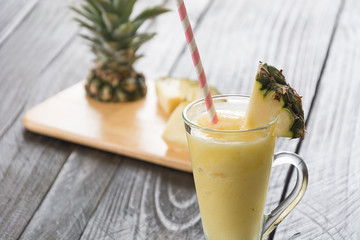 pineapple smoothie