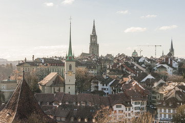 Bern, Altstadt, Stadt, Altstadthäuser, Münster, Kirche, Nydeggkirche, Nydegg, Aare, Fluss, Weihnachtszeit, Winter Schweiz