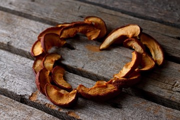 Heart shape from dried apples