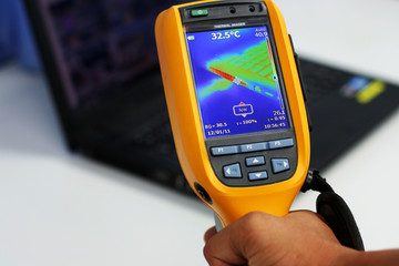 Thermal imaging inspection of heat computer notebook