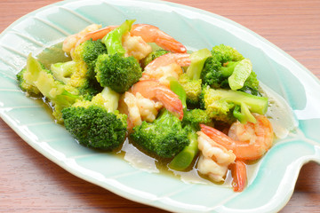 stir-fried broccoli with shrimp