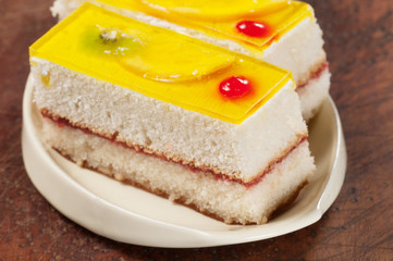 Angel cake with fruit