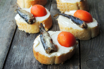Sandwich with sprats