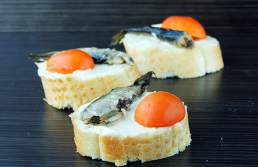 Sandwich with sprats