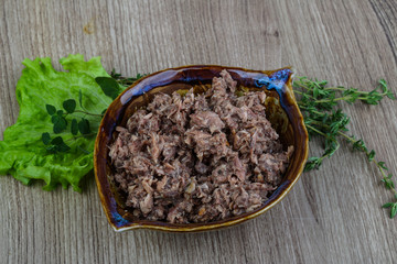 Canned tuna