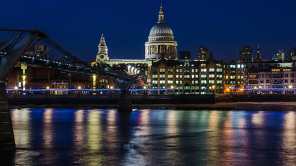 Fototapeta premium St. Pauls cathedral