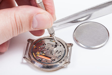 horologist replaces battery in quartz watch