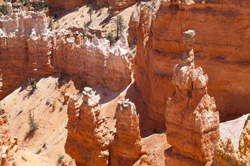 Beautiful and unique rock formations at Sunset Point in Bryce Canyon, Utah. Thor's Hammer is on the right side of the picture