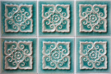 Decorating green ceramic wall tiles