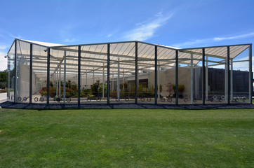 Fototapeta na wymiar Christchurch Botanic Gardens visitors centre - New Zealand