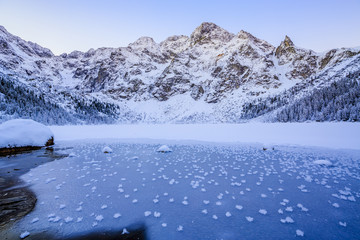 Winter mountain landscape - Morskie Oko, Tatra Mountains, Poland   © Gorilla