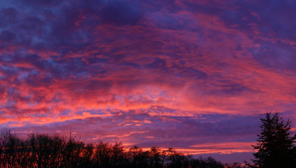 Fototapeta premium Sonnenaufgang mit Morgenrot