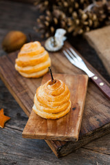 Pear baked in pastry