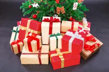 Gifts under the xmas tree