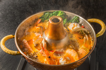 スチームボート　マレーシアの鍋料理　　 steamboat Malaysian dish