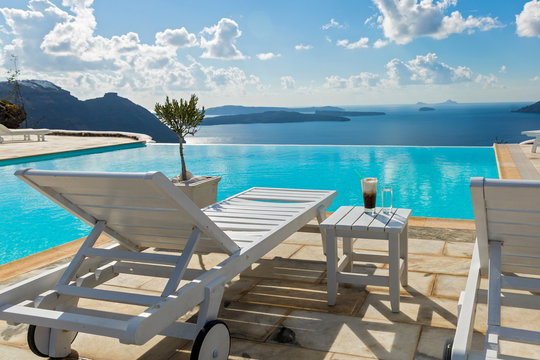 Pool and beautiful sea views