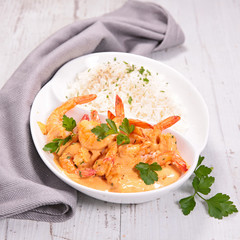 shrimp cooked with coconut milk and curry