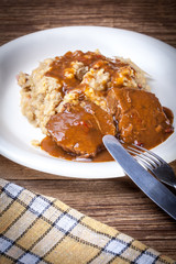 Braised beef with cabbage.