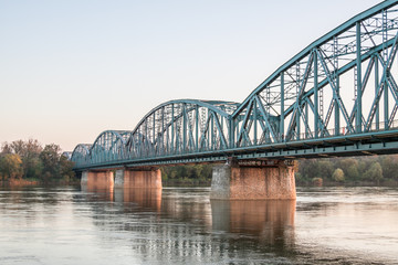Most kolejowy im. Ernesta Malinowskiego w Toruniu