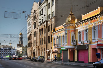 Fototapeta na wymiar Sumska (Sumskaya) street in Kharkov. Ukraine