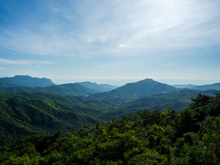 Obraz premium Mountain in Sunny Day