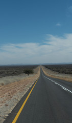 Straße von Windhuk richtung Etosha Nationalpark