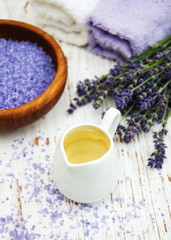 Fototapeta na wymiar Lavender with essencial oil