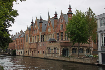 Fototapeta na wymiar Bruges, les canaux de la cité médiévale, Belgique