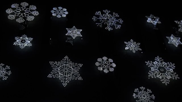 Luces de navidad y estrellas