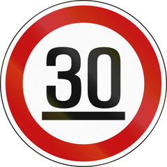 Korea Traffic Safety Sign - Regulatory - Minimum Speed Limit