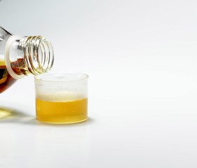 sciroppo medicinale per la tosse