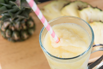 pineapple smoothie