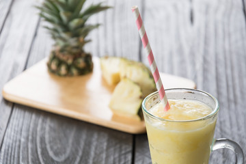 pineapple smoothie