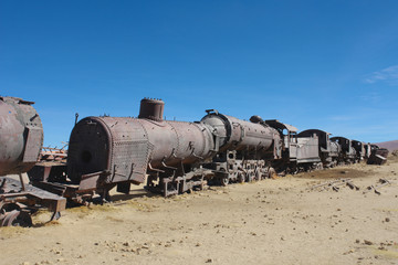 Cmentarz starych pociągów w Boliwii
