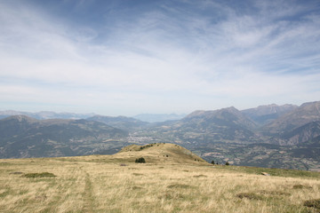 Naklejka premium Alpes du sud, en marchant sur le bonnet