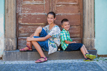 Fototapeta na wymiar Two cute kids in Prague