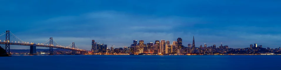 Zelfklevend Fotobehang San Francisco skyline at dusk © heyengel