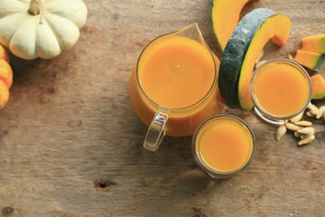 Obraz na płótnie Canvas Pumpkin juice with seeds