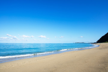 Fototapeta na wymiar 沖縄のビーチ・饒波海岸