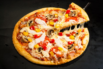 pizza with ham