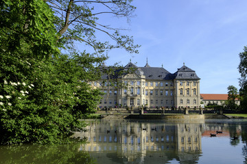 Fototapeta na wymiar Schloss und Schlosspark Werneck, Unterfranken, Bayern, Deutschland.